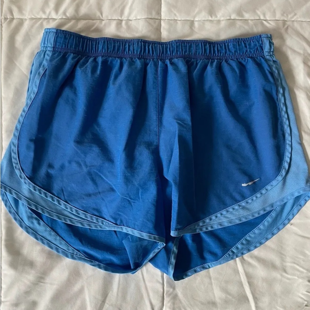 Women's Nike Tempo Soft Knit Blue Short - size XL
